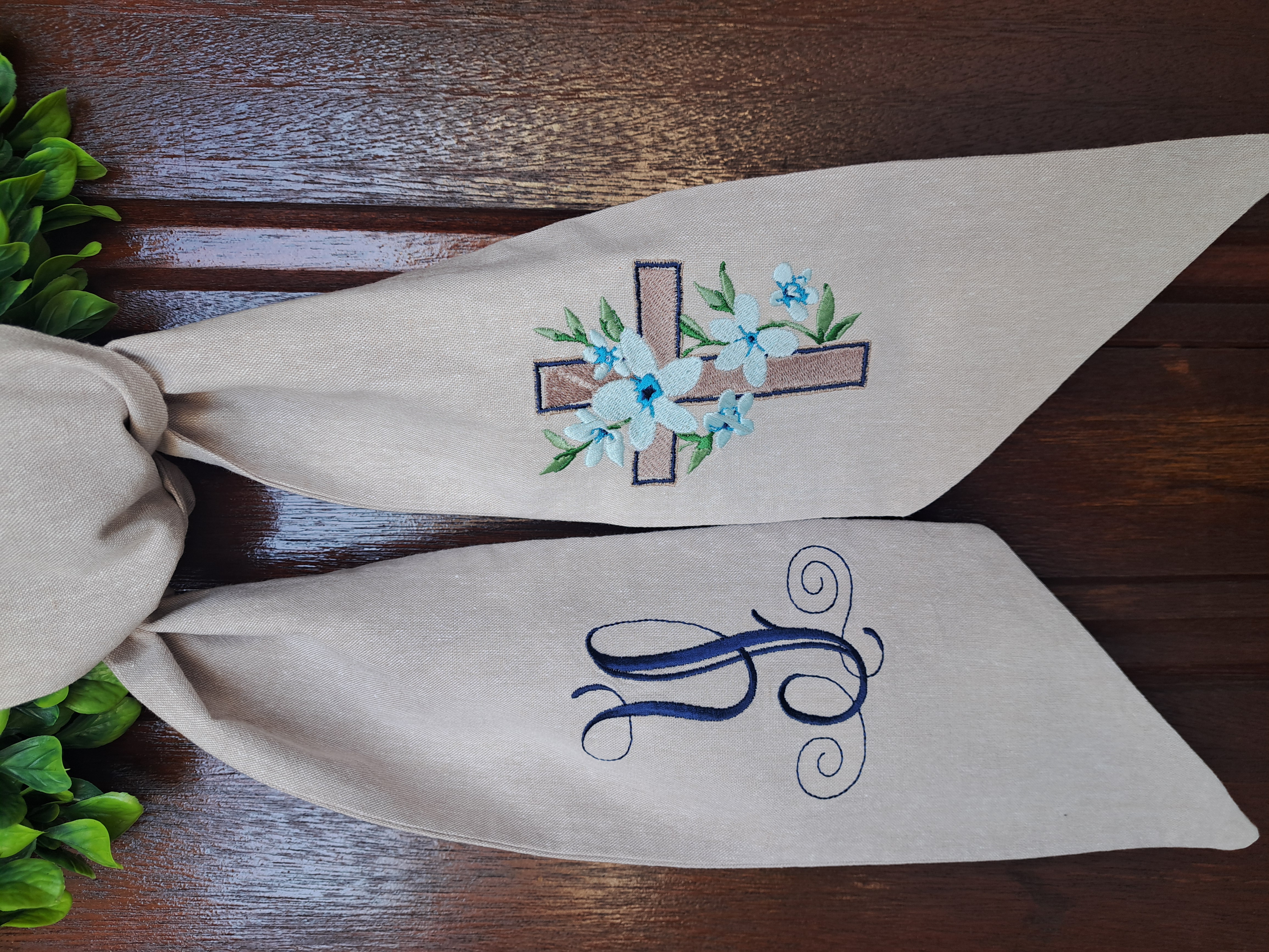 Cross embroidery pattern, photo 1